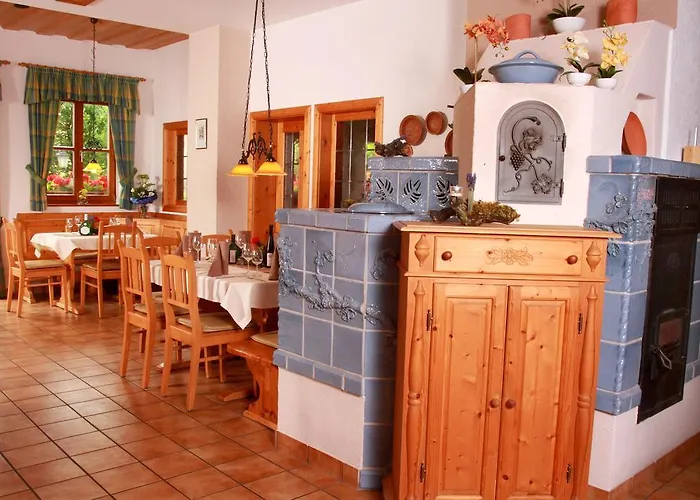 Gasthof zum Rödelseer Schwan