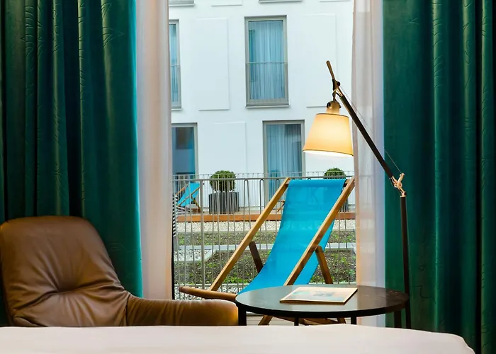 Motel One Köln-Neumarkt
