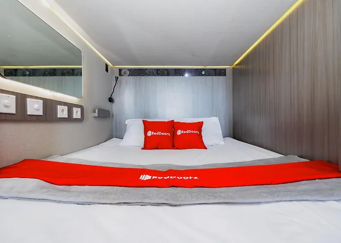 Reddoorz At Chanara Stay Pvj Bandung