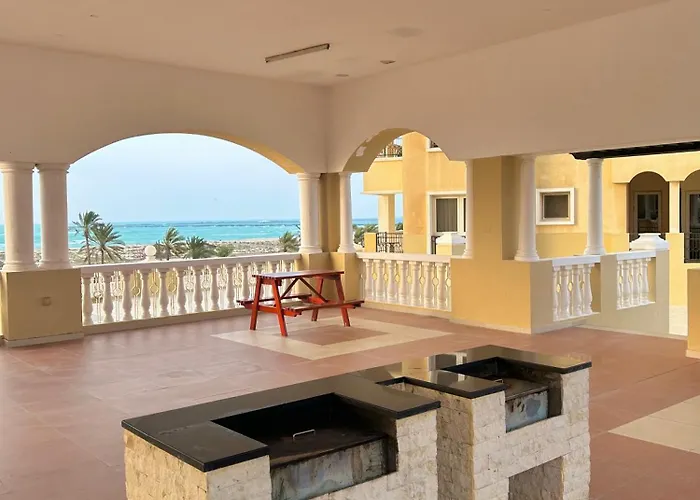 Bel Air -- Sea View Studio