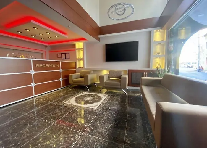 Grand Life Hotel