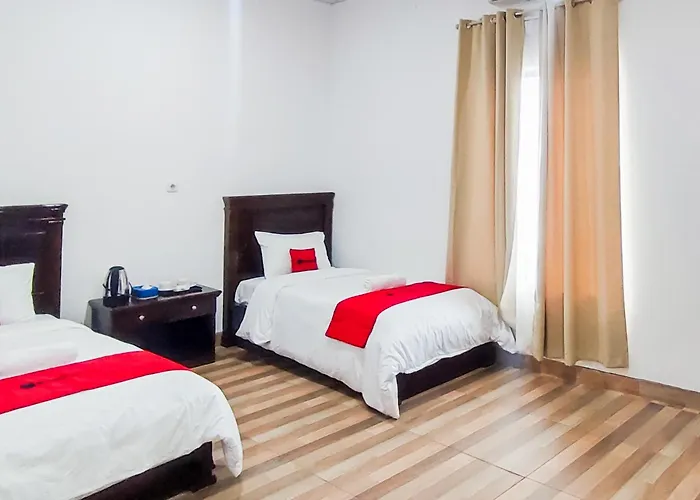 Reddoorz Plus Syariah At Rizano Homestay Batu Sangkar