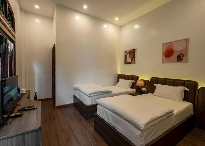 Odyssey Hotel 2, Tours&Motorbikes Rental