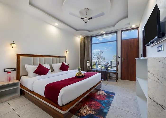 The Snow Leopard 6Bhk Villa - Family Groups & Events & Open Air Rooftop & Balcony
