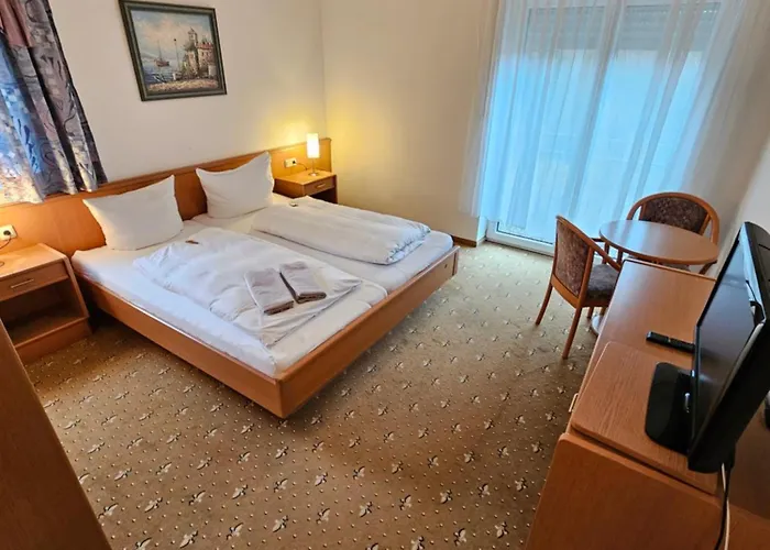 Hotel BURGWALD