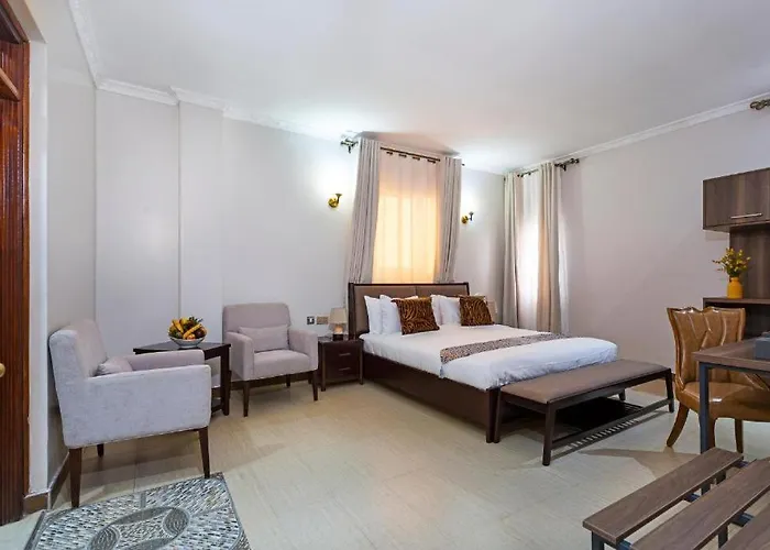 Nokras Silveroak Hotel, Embu