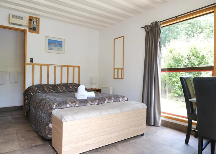 Forest Trail Lodge