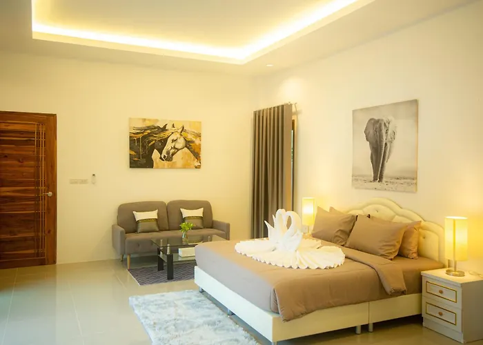 Samui Tropical Pool Villas
