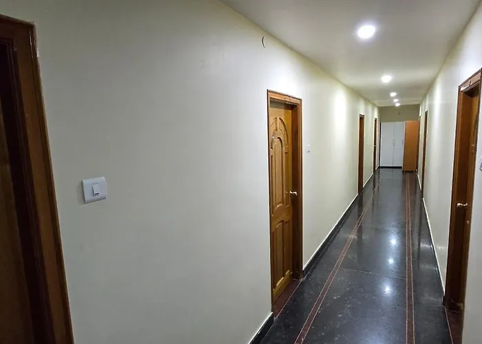 Hotel Knr Grand