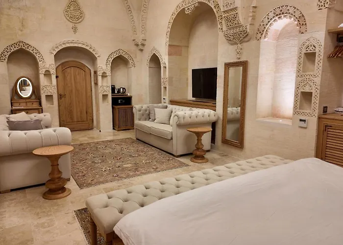 Shamas Hotel
