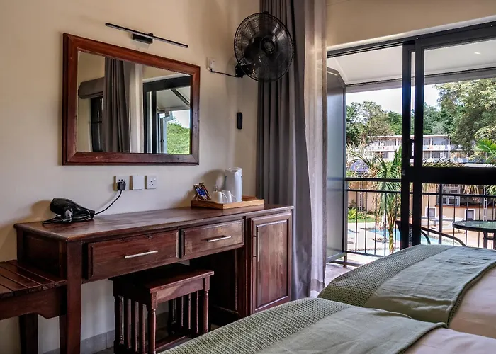 Victoria Falls Oasis