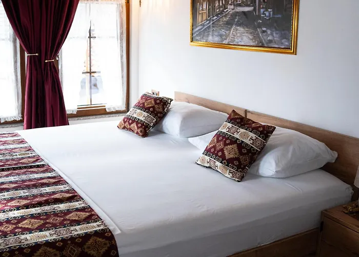 Hotel Ari Old Town