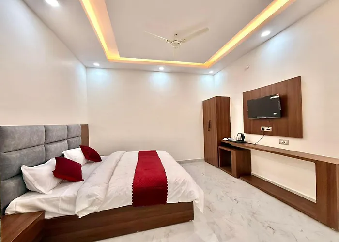 Hotel Betwa Sarowar