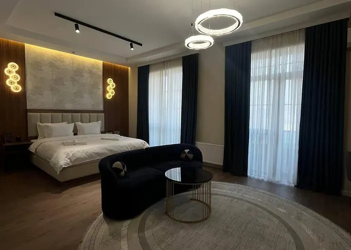 Sm Luxury Hotel
