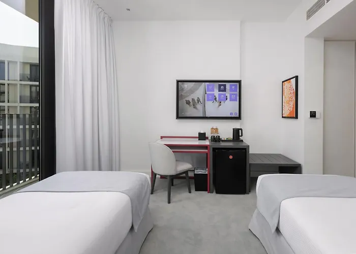 Nest Hotel, Aljada
