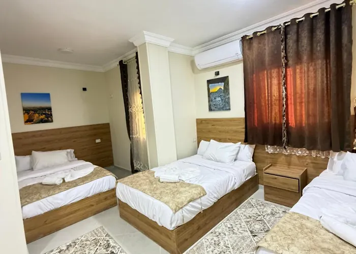 Siwa Star Rooms