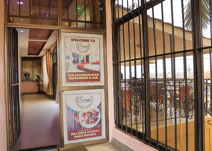 Reinah Tourist Hotel