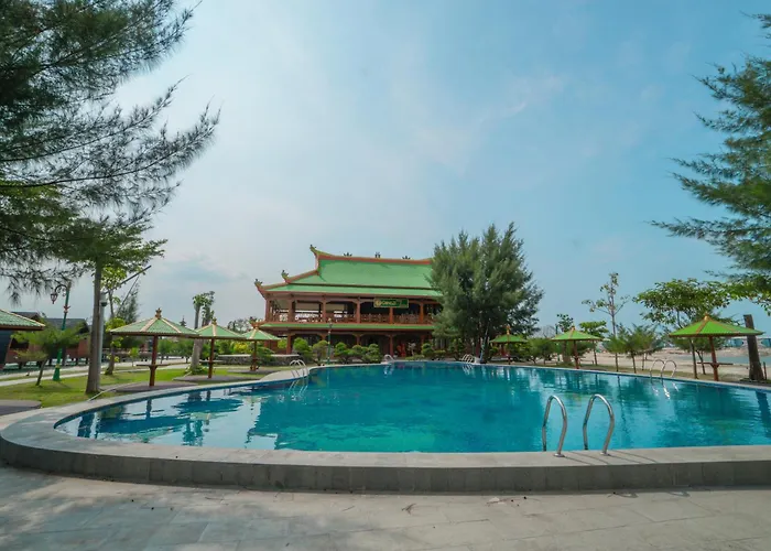 Pulau Lima Resort
