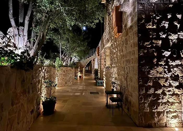 Qasr Tabet