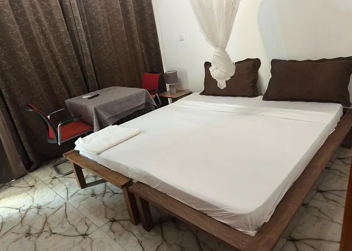 Fitini Appart Residence Bamako Appartement Modernes Avec Wi-Fi Ascenseur Et Energie Solaire Au Coeur De Bamako