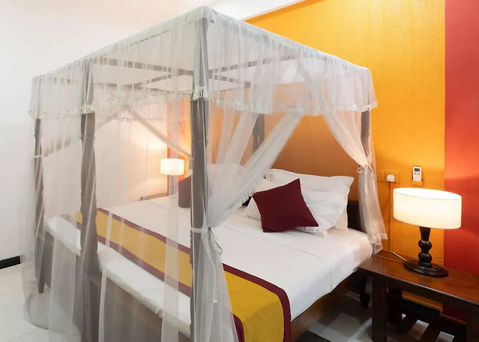 Urban Kandy City Hotel