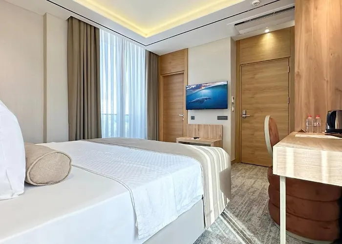 Solia Hotel