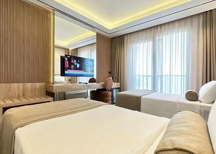 Solia Hotel