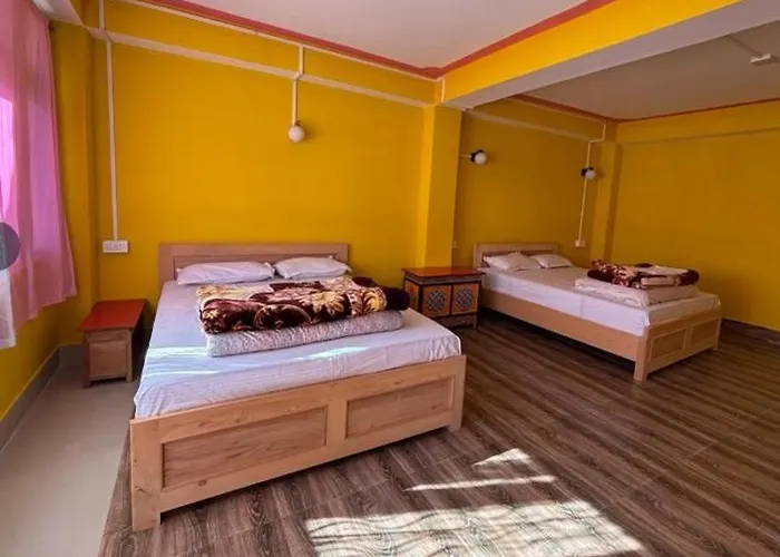 Hotel Sonam Chen Residency Lachung
