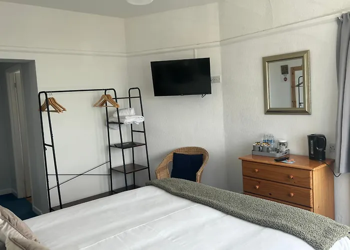 The Yacht Inn