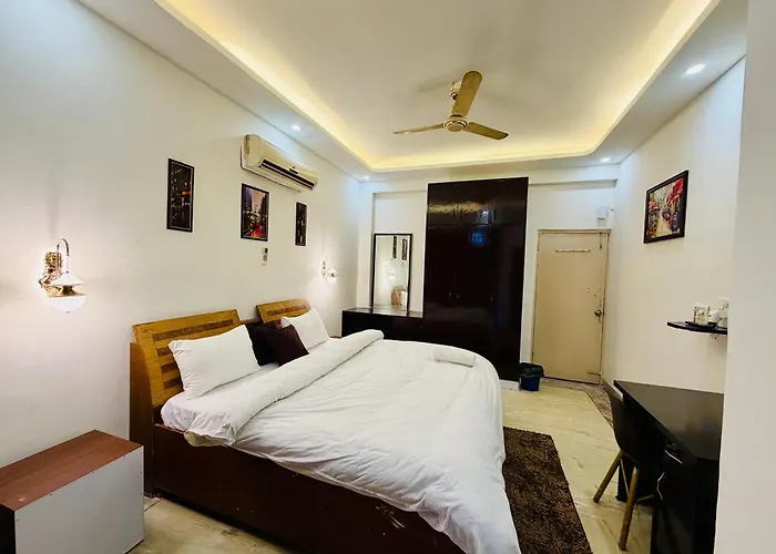 The White Orchid- Near Noida City Center