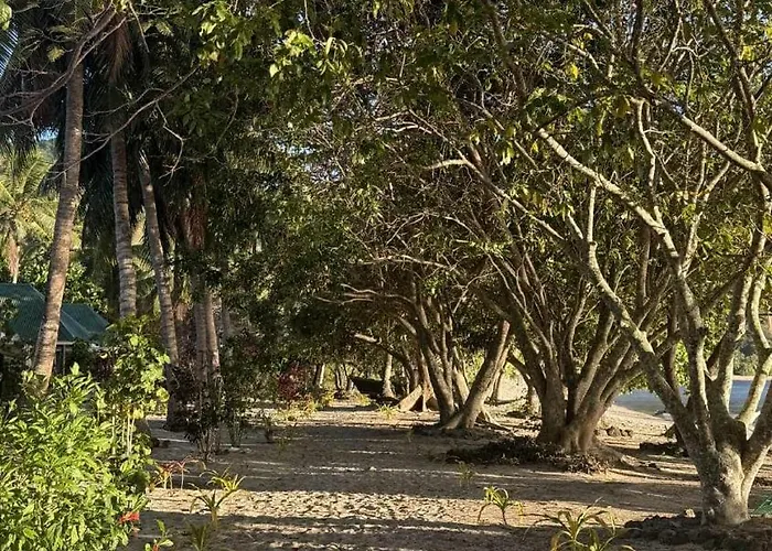 White Sandy Beach Resort