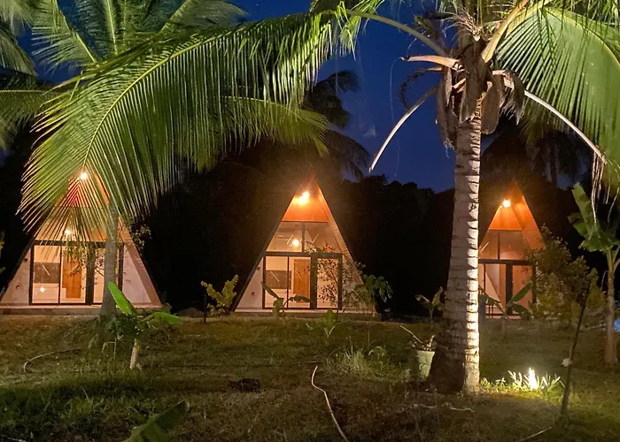 The Coconut Gardens Hotel & Restaurant
