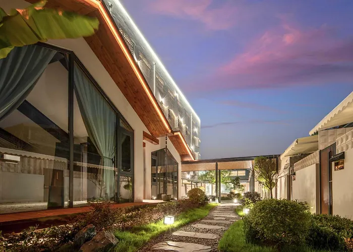 The Green Hidden Wanjia Hui Resort Hotel