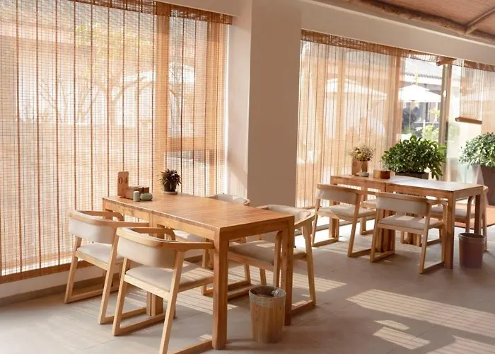 Xianzai Houshe Boutique Hotel