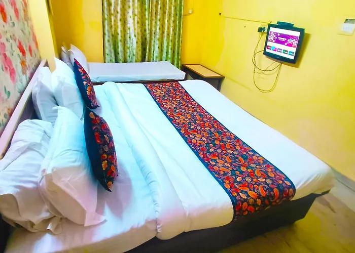 Vasant Stays By Amisha Palace - 5 Min Walk To Railway Station