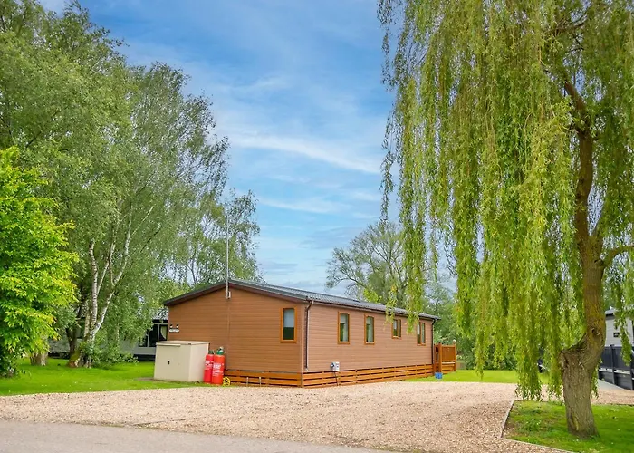Looby Lodge