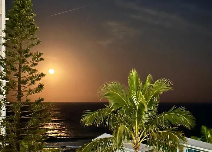 Beachfront Ocean View Apartment In Surfers Paradise - Saltwater Luxe 1Br