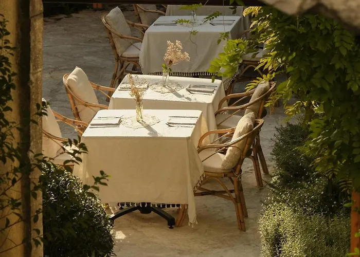 L'Abbaye Hotel