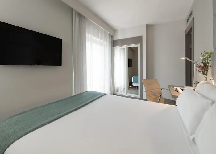 Nh Madrid Zurbano Hotel