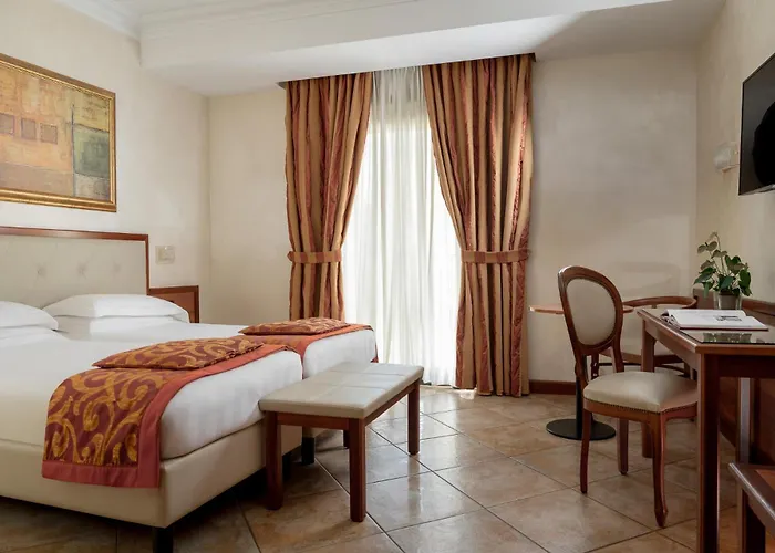 Hotel Athena