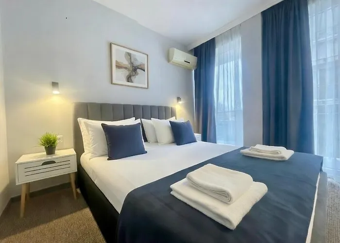 Hotel Eskada Beach - Free Parking