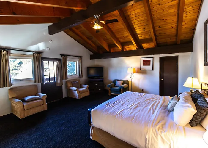 The Mammoth Creek Inn