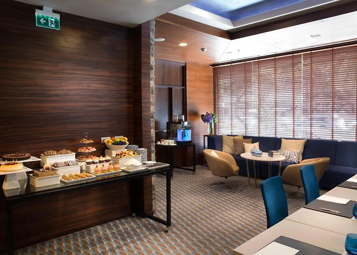 Renaissance Izmir Hotel