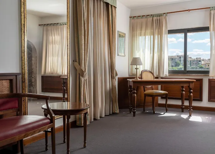 Hotel Athena