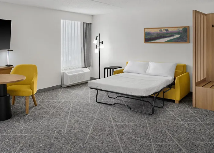 Hampton Inn Chicago-Carol Stream