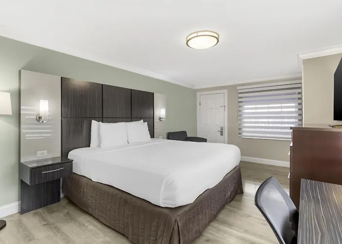 Best Western Bayfront