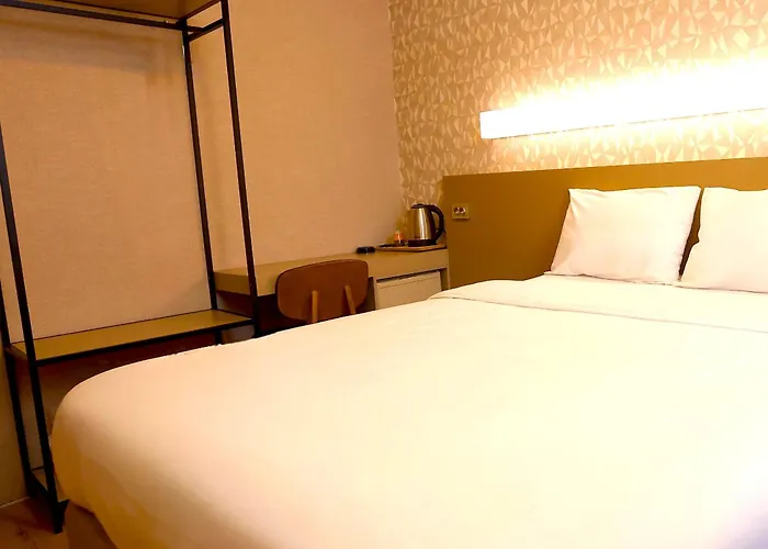 Esin Hotel