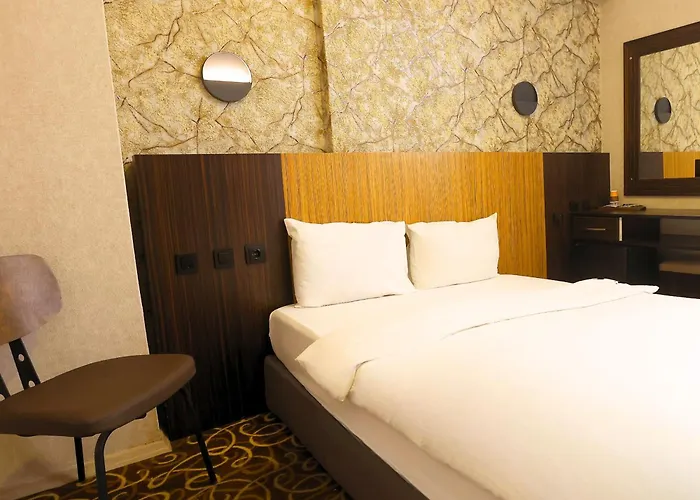 Esin Hotel