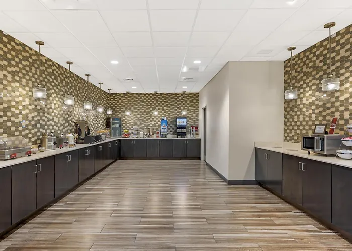 Best Western Plus Centralia Hotel & Suites