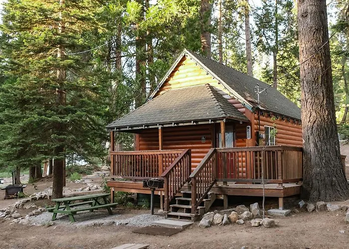Shaver Lake Village Hotel